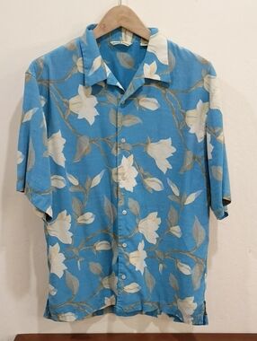 Tommy Bahama Men's Floral Hawaiian/Camp Shirt, Size M